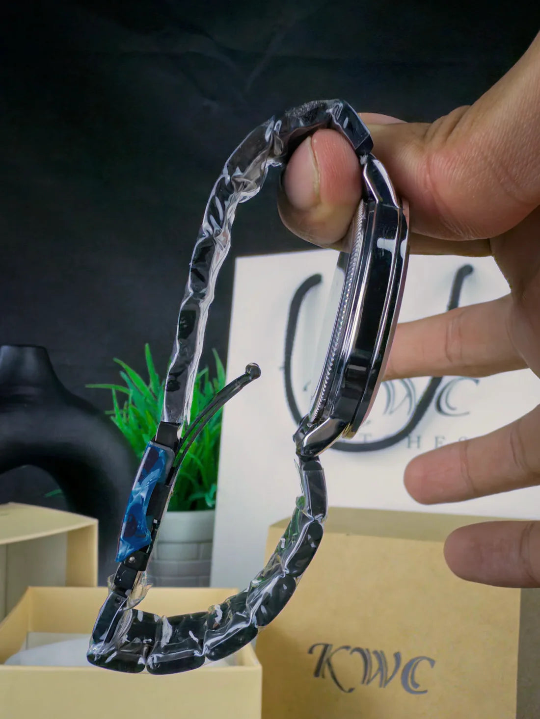 KWC K-102-ALL STEEL | BLUE CHAIN GOLDEN CASE